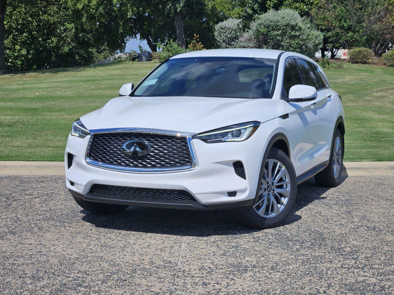 Select 2025 INFINITI QX50