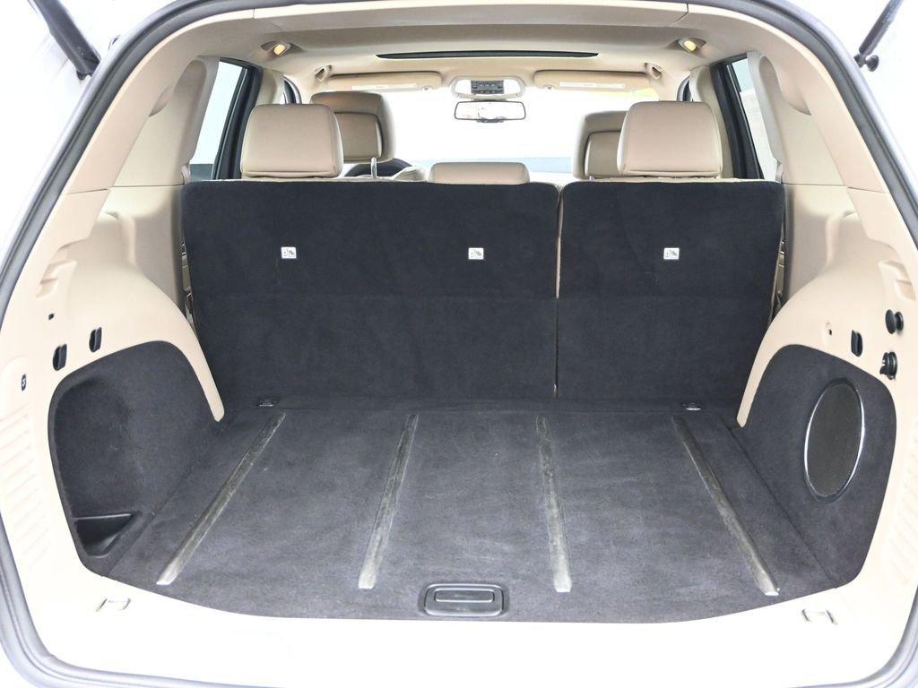 2014 Jeep Grand Cherokee Vehicle Photo in Marion, IA 52302