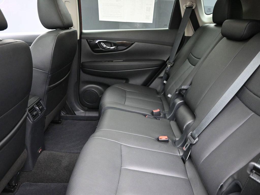 2020 Nissan Rogue Vehicle Photo in Cedar Rapids, IA 52402