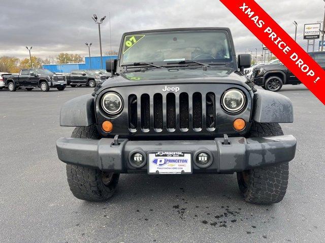 Used 2007 Jeep Wrangler Unlimited X with VIN 1J4GB39117L204122 for sale in Princeton, IL