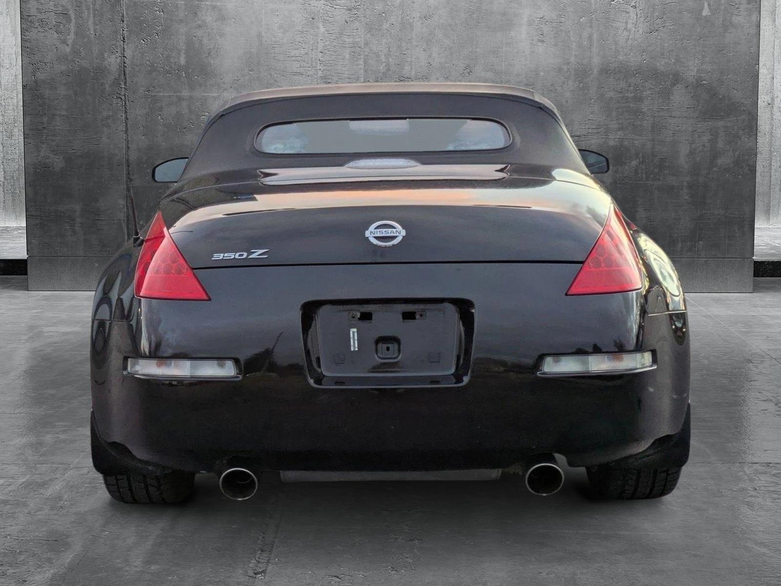 2008 Nissan 350Z Vehicle Photo in Spokane Valley, WA 99212