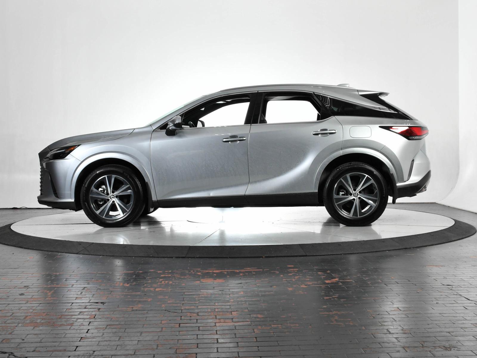 2023 Lexus RX 350 Vehicle Photo in DALLAS, TX 75235