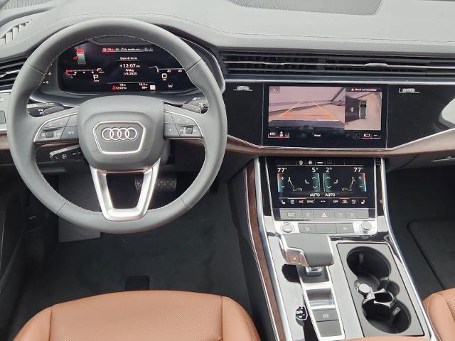 2025 Audi Q7 Vehicle Photo in SUGAR LAND, TX 77478