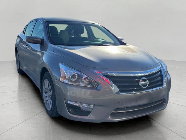 2015 Nissan Altima Vehicle Photo in Appleton, WI 54913