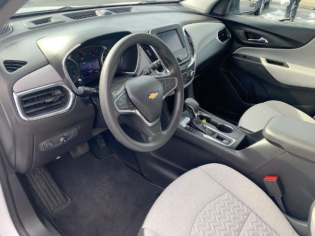 2023 Chevrolet Equinox Vehicle Photo in MOON TOWNSHIP, PA 15108-2571