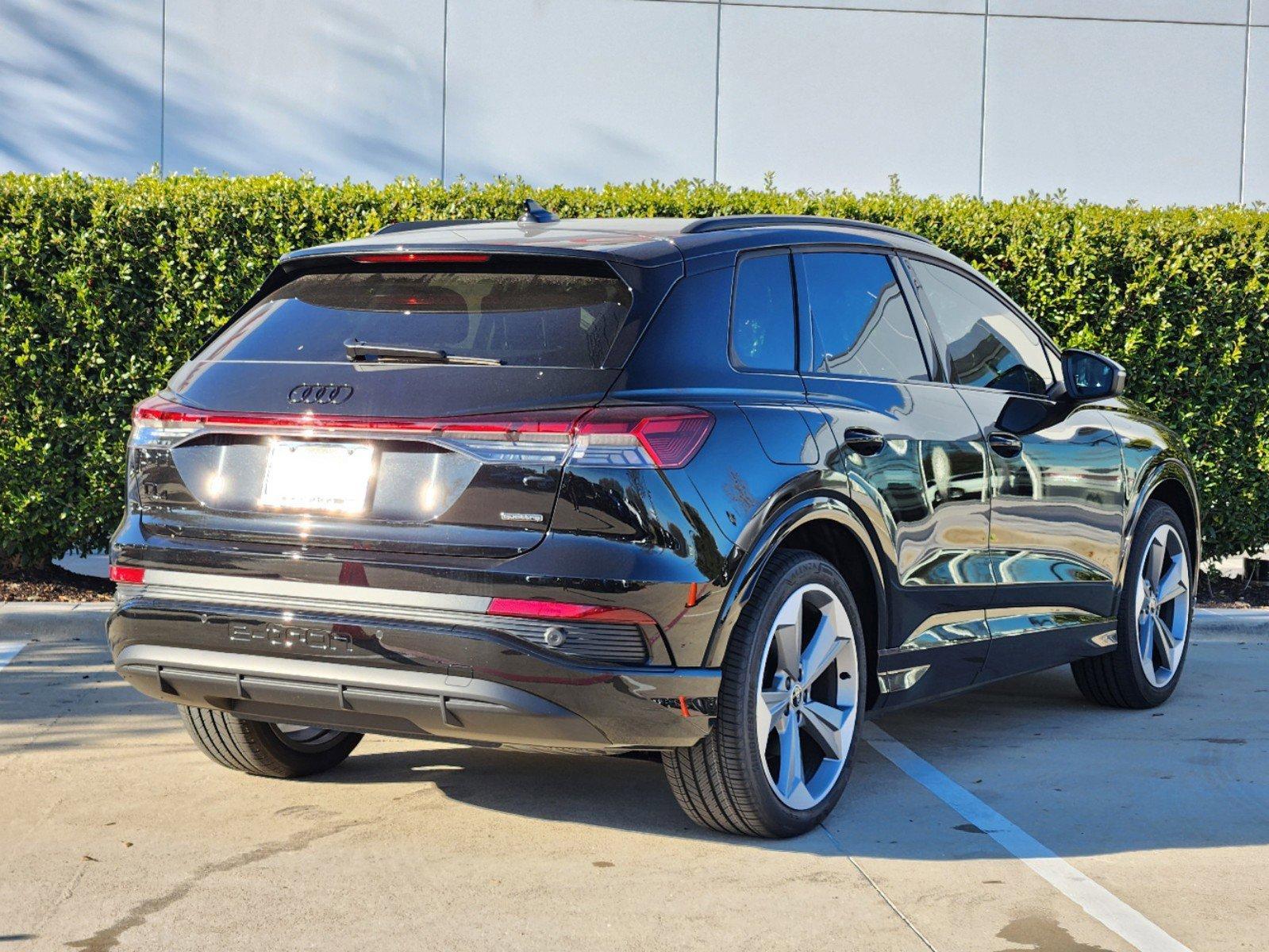 2025 Audi Q4 e-tron Vehicle Photo in MCKINNEY, TX 75070