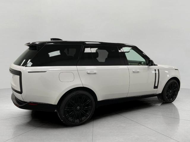 2025 Range Rover Vehicle Photo in Appleton, WI 54913