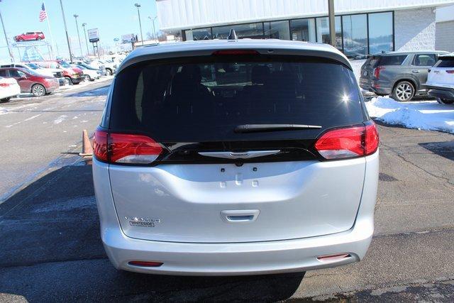 2022 Chrysler Voyager Vehicle Photo in SAINT CLAIRSVILLE, OH 43950-8512