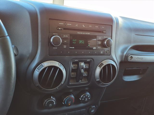 2016 Jeep Wrangler Unlimited Vehicle Photo in TAMPA, FL 33612-3404