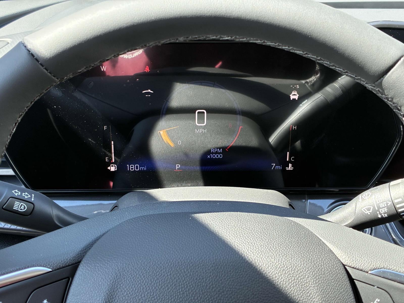 2025 Chevrolet Trax Vehicle Photo in LOS ANGELES, CA 90007-3794