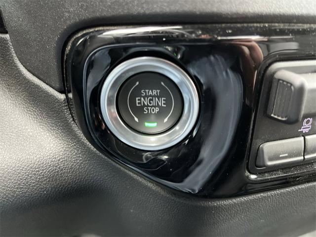 2024 GMC Sierra 3500 HD Vehicle Photo in TULLY, NY 13159-3159