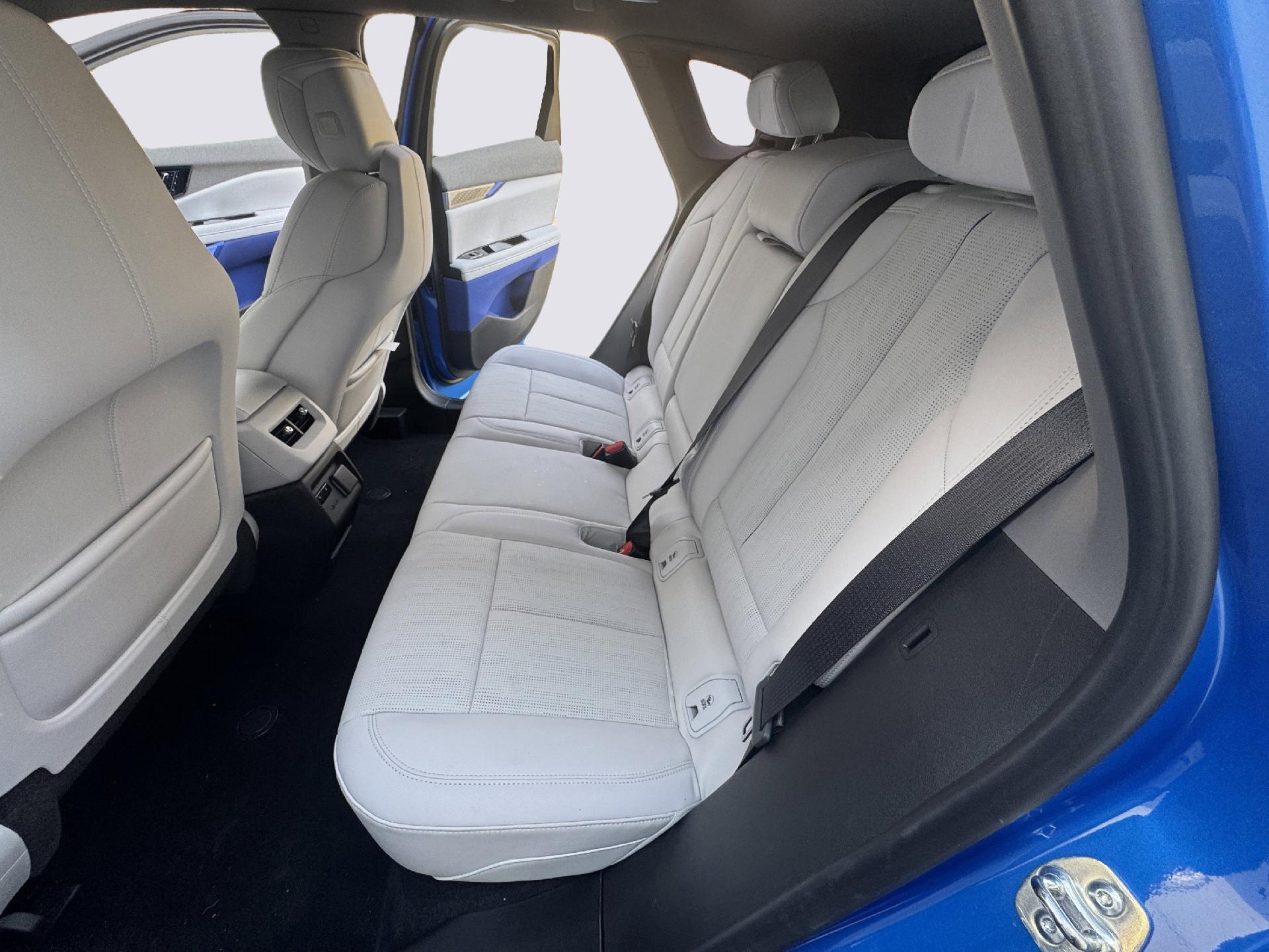 2025 Cadillac OPTIQ Vehicle Photo in LEOMINSTER, MA 01453-2952
