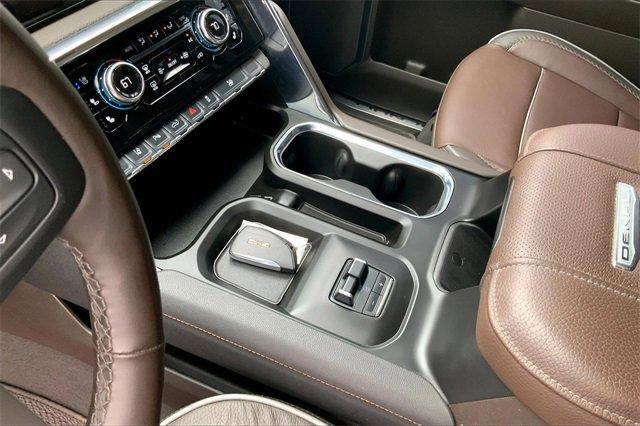 2025 GMC Sierra 3500 HD Vehicle Photo in INDEPENDENCE, MO 64055-1377