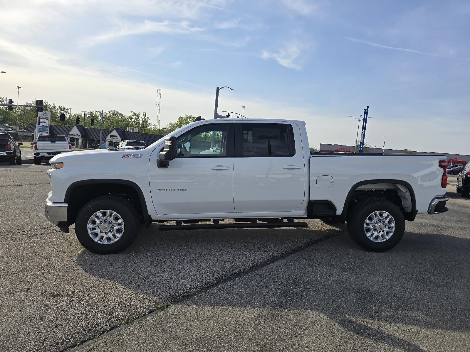 2025 Chevrolet Silverado 3500 HD Vehicle Photo in Rolla, MO 65401