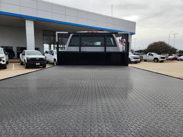 2024 Chevrolet Silverado Chassis Cab Vehicle Photo in LEWISVILLE, TX 75067