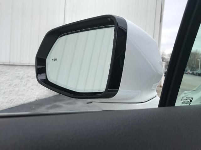 2023 Cadillac XT5 Vehicle Photo in GREEN BAY, WI 54303-3330