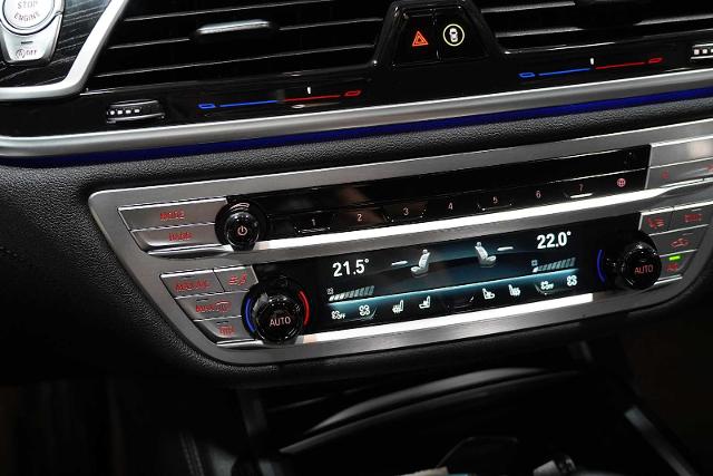 2022 BMW 750i xDrive Vehicle Photo in GRAPEVINE, TX 76051