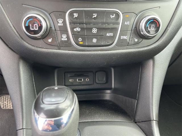 2020 Chevrolet Equinox Vehicle Photo in TULLY, NY 13159-3159