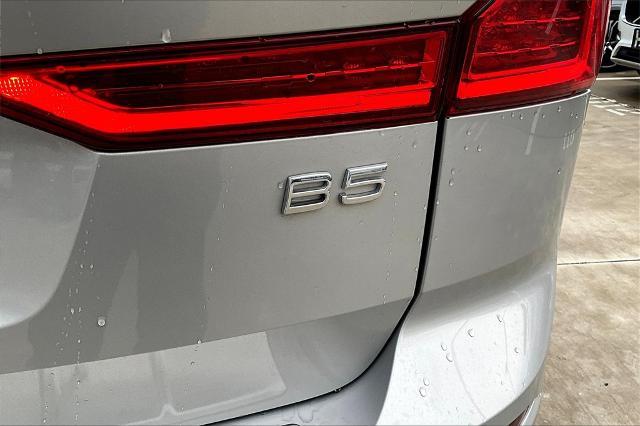 2023 Volvo XC60 Vehicle Photo in Grapevine, TX 76051