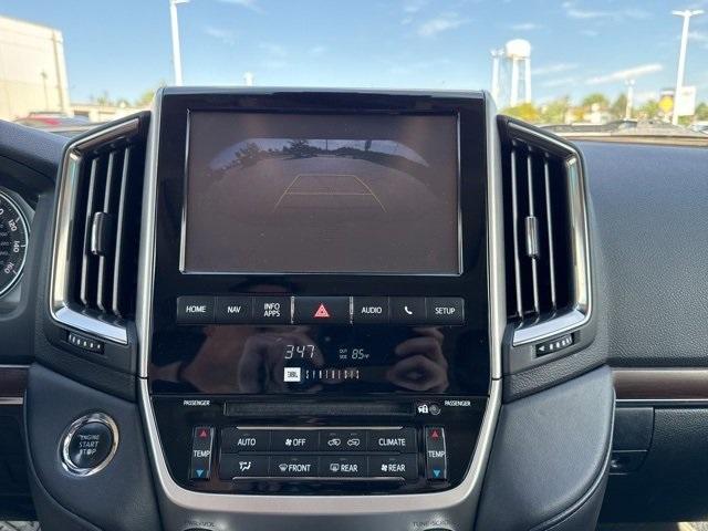 2016 Toyota Land Cruiser Vehicle Photo in ENGLEWOOD, CO 80113-6708
