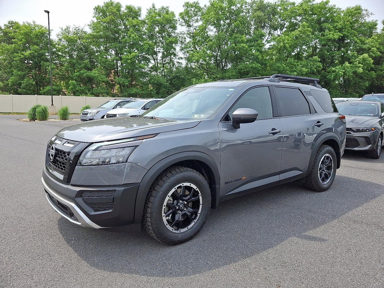 2025 Nissan Pathfinder Vehicle Photo in Mechanicsburg, PA 17050-2306