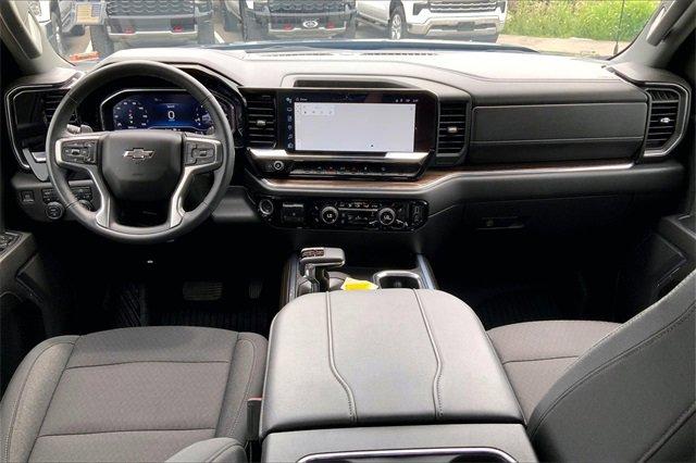2024 Chevrolet Silverado 1500 Vehicle Photo in KANSAS CITY, MO 64114-4502