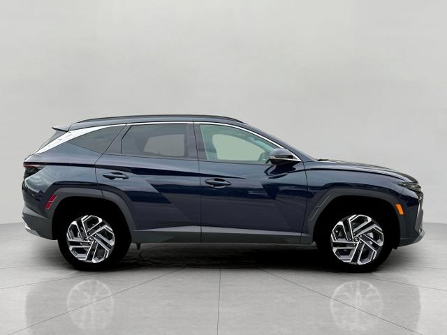 2025 Hyundai TUCSON Hybrid Vehicle Photo in Green Bay, WI 54304