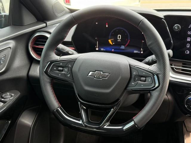 2025 Chevrolet Trax Vehicle Photo in COLUMBIA, MO 65203-3903