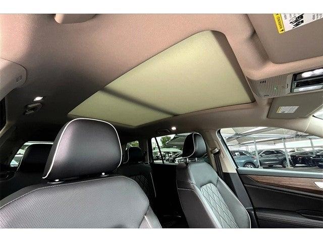2024 Volkswagen Atlas Vehicle Photo in San Antonio, TX 78230