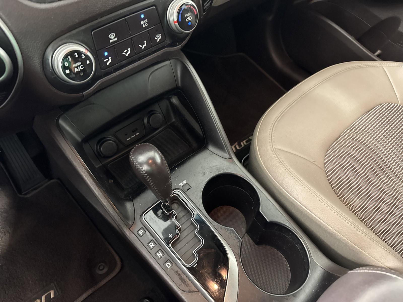 2012 Hyundai Tucson Vehicle Photo in GEORGETOWN, TX 78626-7508