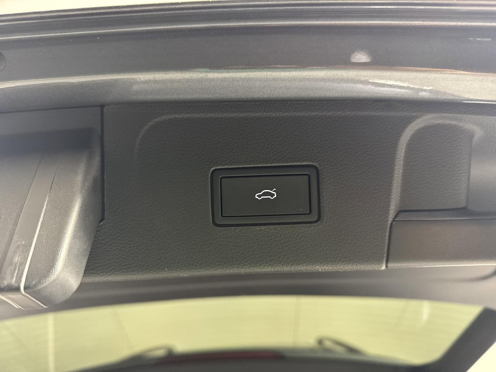 2023 Volkswagen Atlas Vehicle Photo in Georgetown, TX 78626