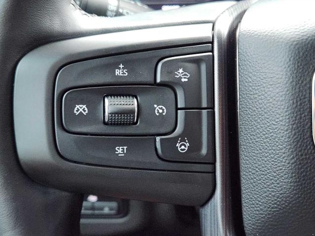2023 GMC Yukon Vehicle Photo in DENTON, TX 76210-9321