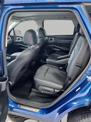 2021 Kia Sorento Vehicle Photo in OSHKOSH, WI 54904-7811