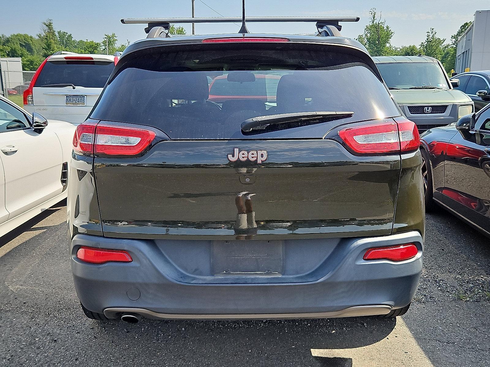 2017 Jeep Cherokee Vehicle Photo in Trevose, PA 19053