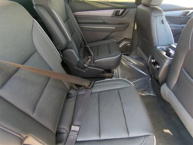 2025 Buick Enclave Vehicle Photo in GOODYEAR, AZ 85338-1310