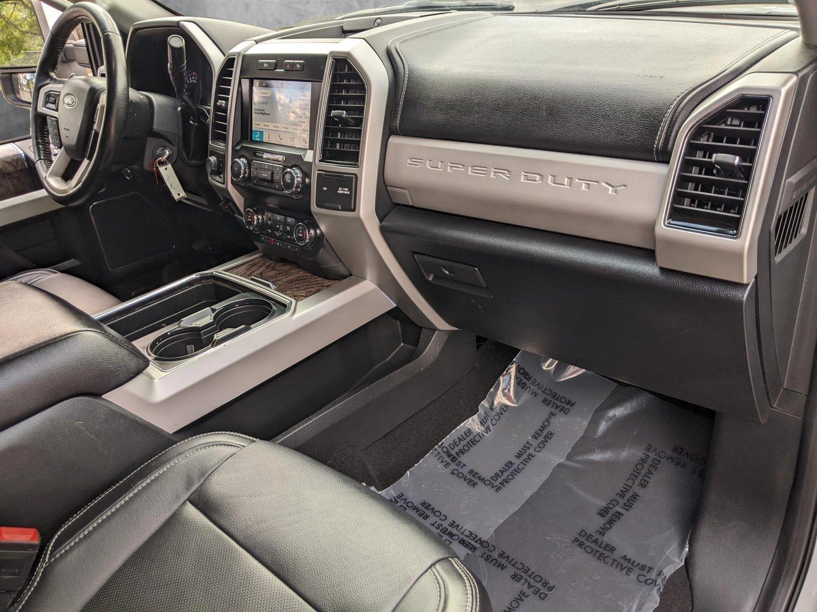 2019 Ford Super Duty F-250 SRW Vehicle Photo in PEMBROKE PINES, FL 33024-6534