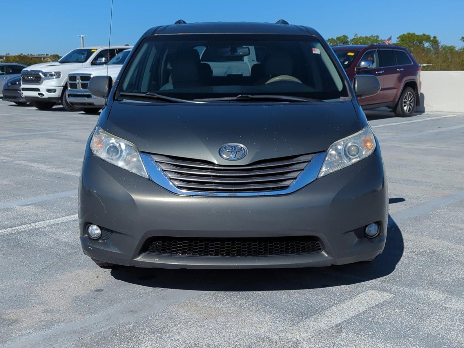 2013 Toyota Sienna Vehicle Photo in Ft. Myers, FL 33907