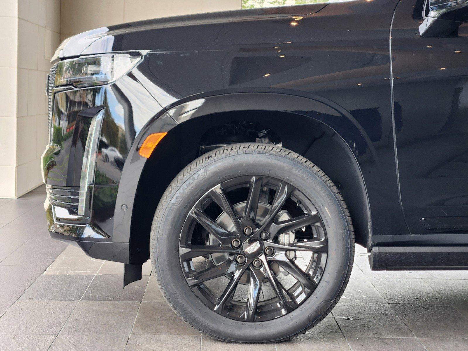 2024 Cadillac Escalade Vehicle Photo in HOUSTON, TX 77079-1502