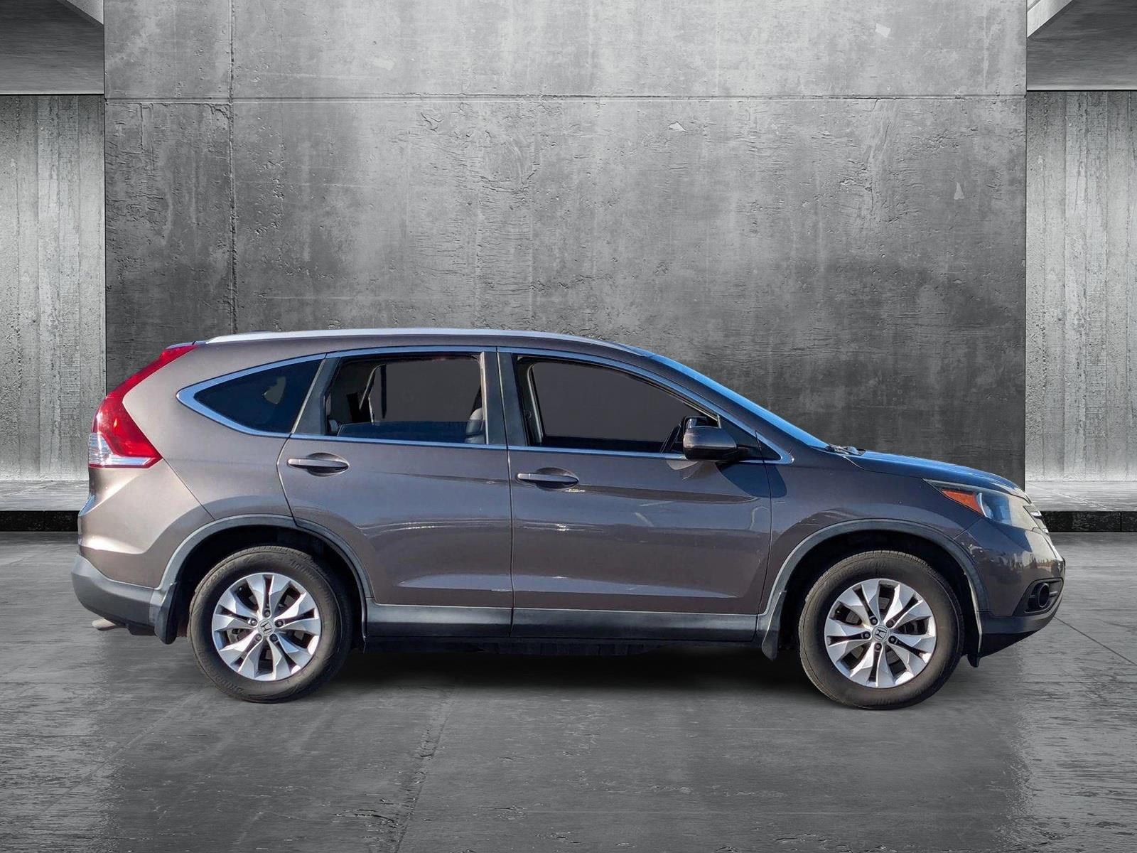 2014 Honda CR-V Vehicle Photo in VALENCIA, CA 91355-1705