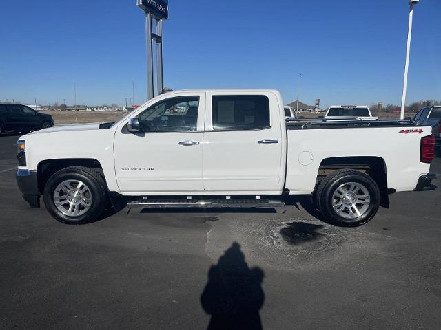 Used 2018 Chevrolet Silverado 1500 LT with VIN 3GCUKREC1JG130434 for sale in Belle Plaine, Minnesota