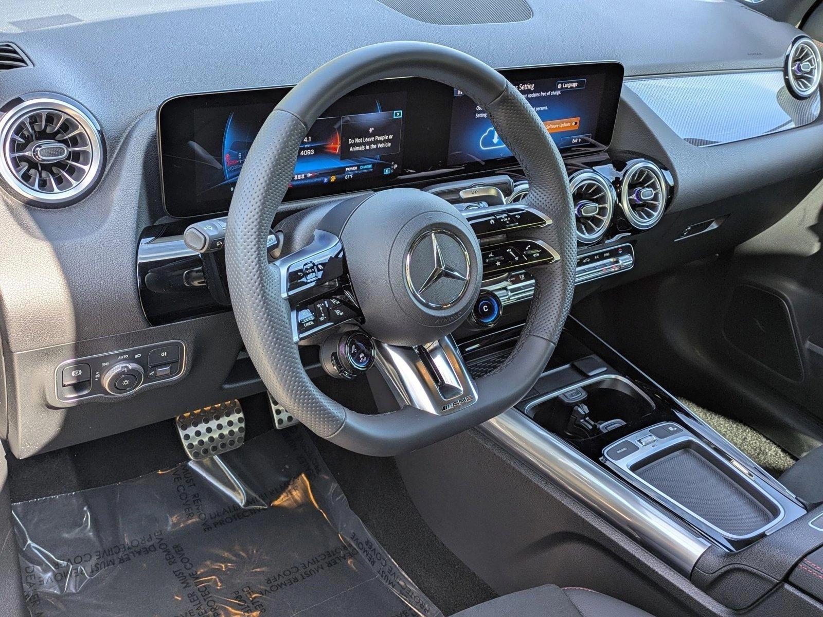 2025 Mercedes-Benz GLA Vehicle Photo in Sarasota, FL 34231