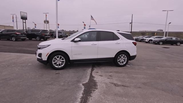 2024 Chevrolet Equinox Vehicle Photo in NEDERLAND, TX 77627-8017