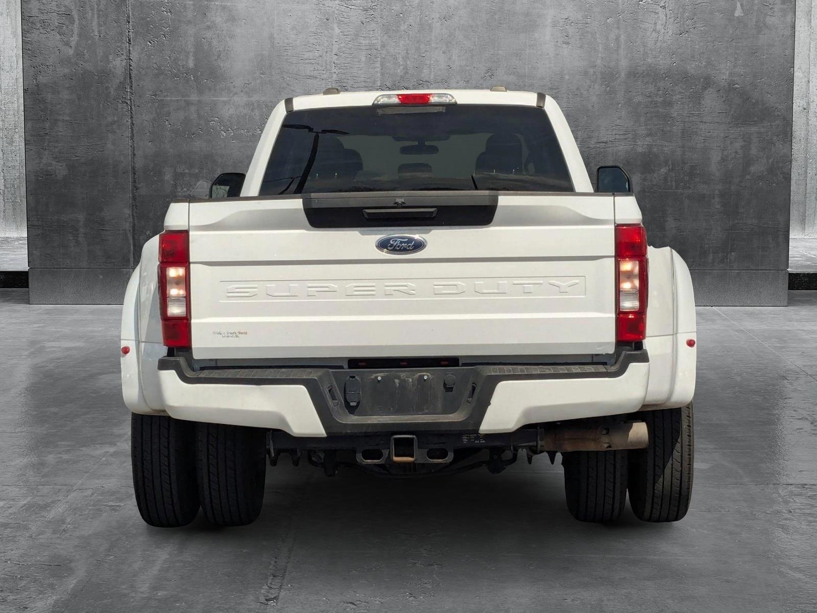 2022 Ford Super Duty F-350 DRW Vehicle Photo in St. Petersburg, FL 33713