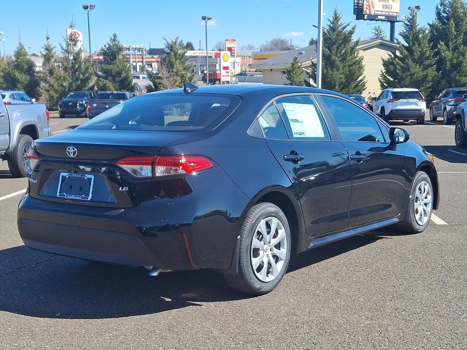 2025 Toyota Corolla Vehicle Photo in Trevose, PA 19053