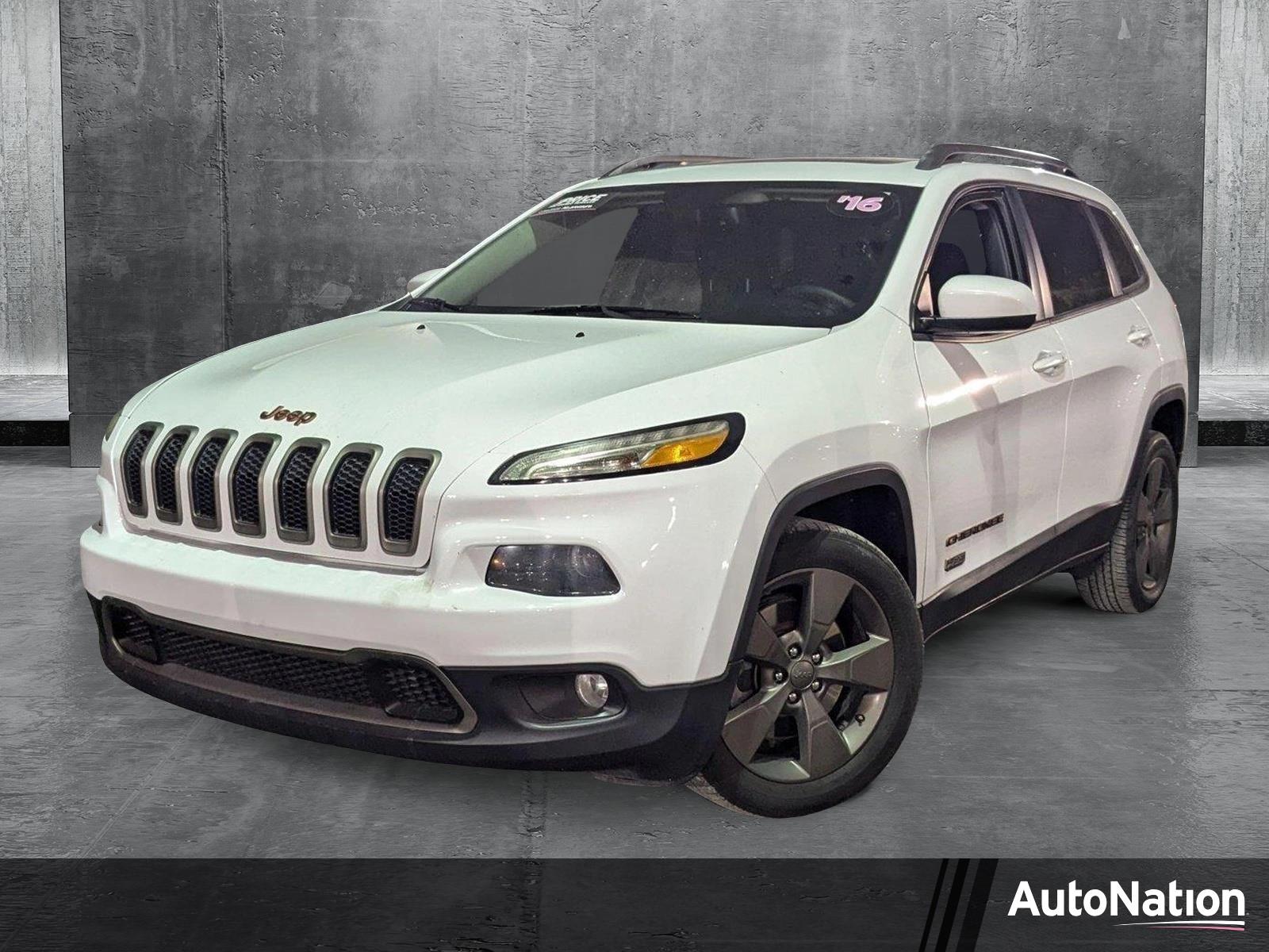 2016 Jeep Cherokee Vehicle Photo in MIAMI, FL 33134-2699