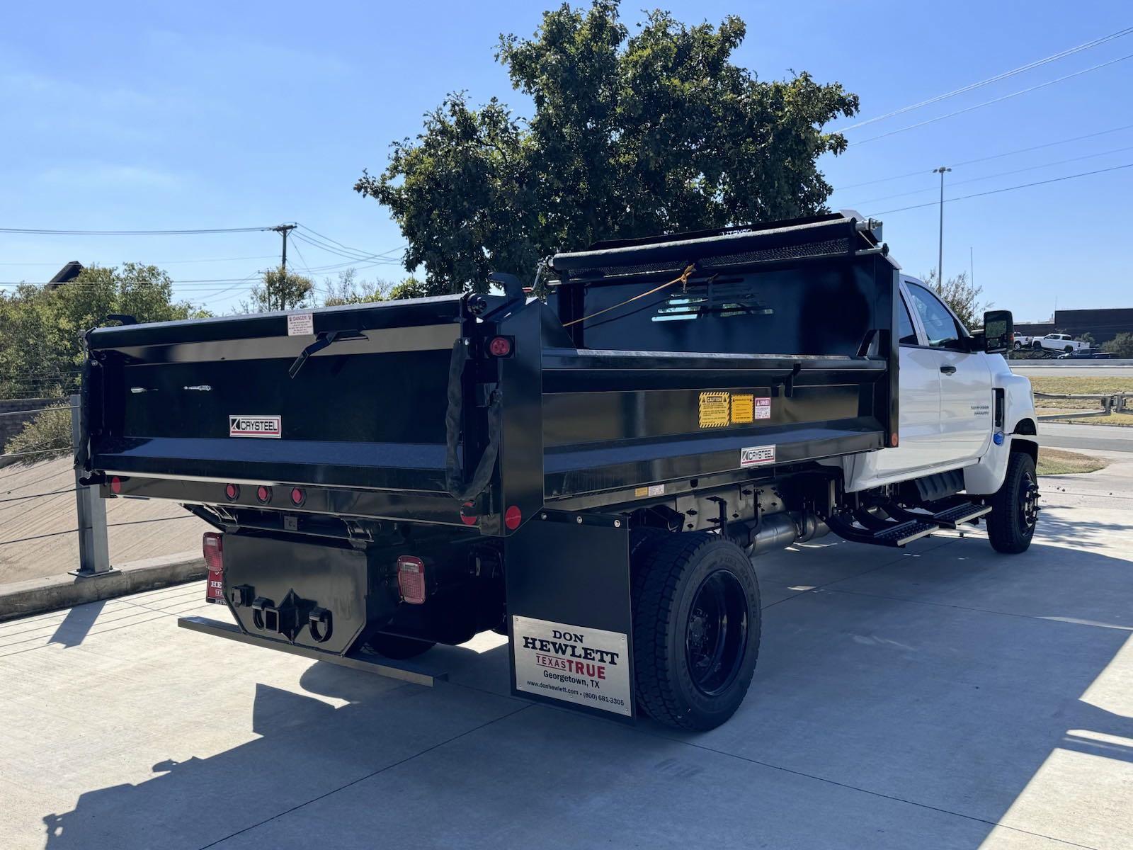 2024 Chevrolet Silverado 5500 HD Vehicle Photo in GEORGETOWN, TX 78626-7508