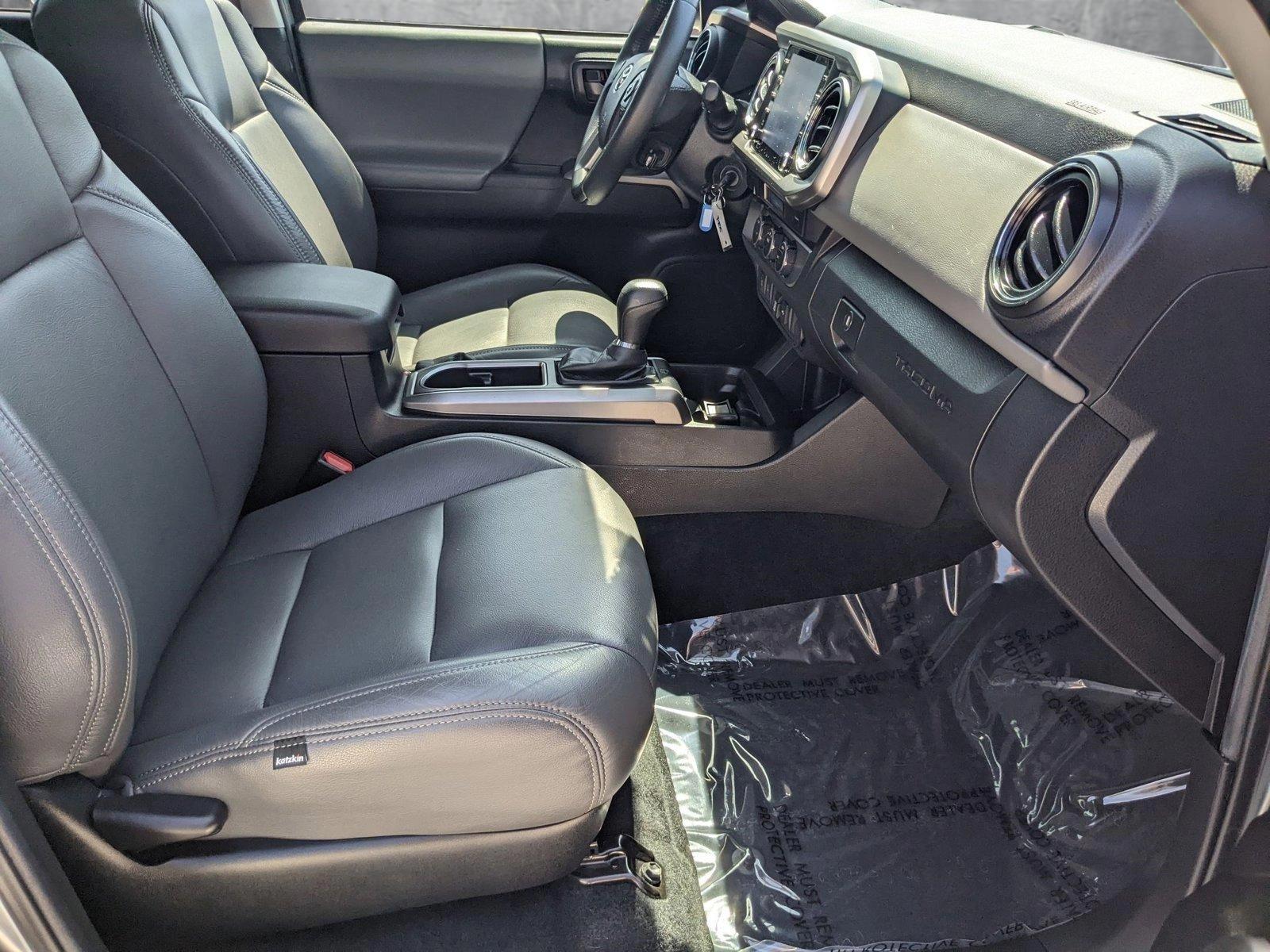 2022 Toyota Tacoma 2WD Vehicle Photo in Davie, FL 33331
