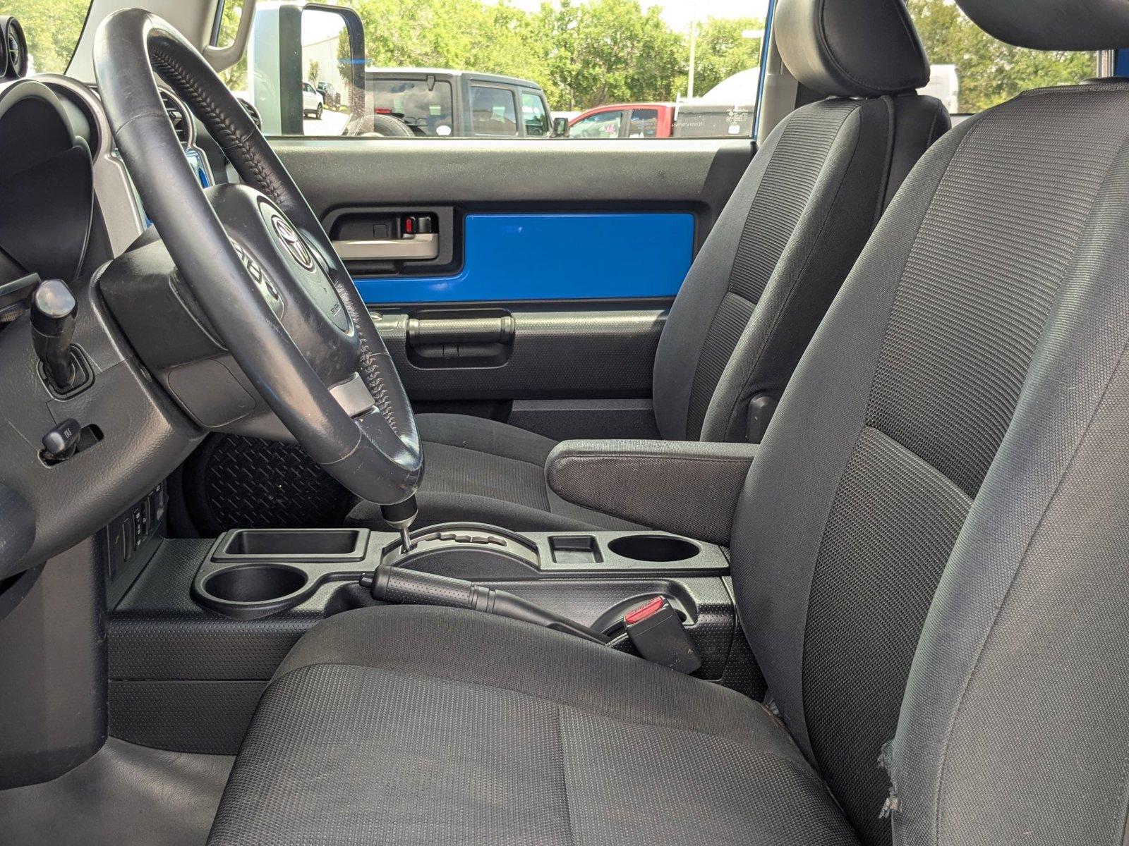 2007 Toyota FJ Cruiser Vehicle Photo in St. Petersburg, FL 33713