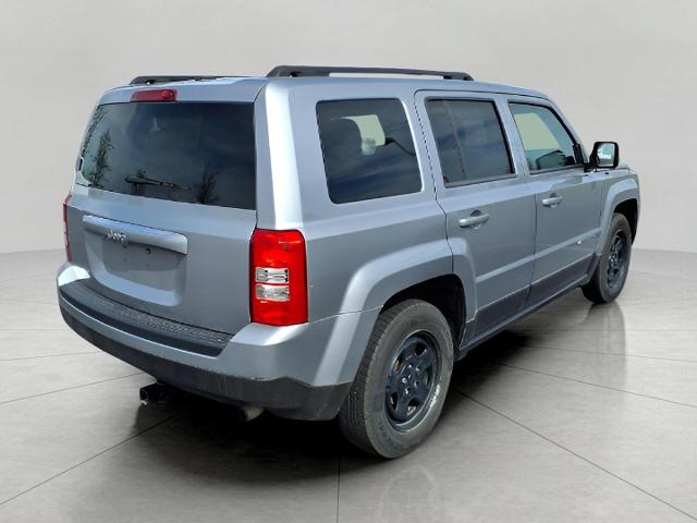 2016 Jeep Patriot Vehicle Photo in Oshkosh, WI 54904