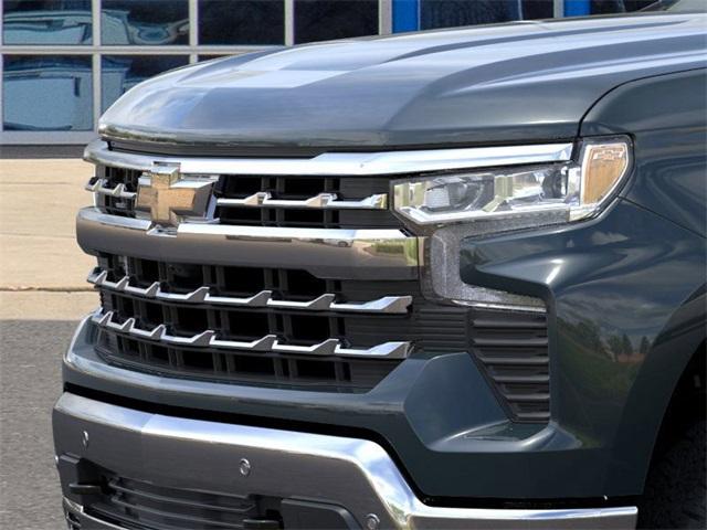 2025 Chevrolet Silverado 1500 Vehicle Photo in ENGLEWOOD, CO 80113-6708